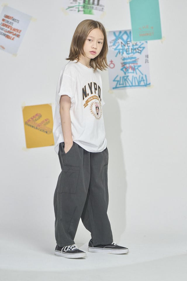 a-Market - Korean Children Fashion - #littlefashionista - Dart Tong Pants - 2