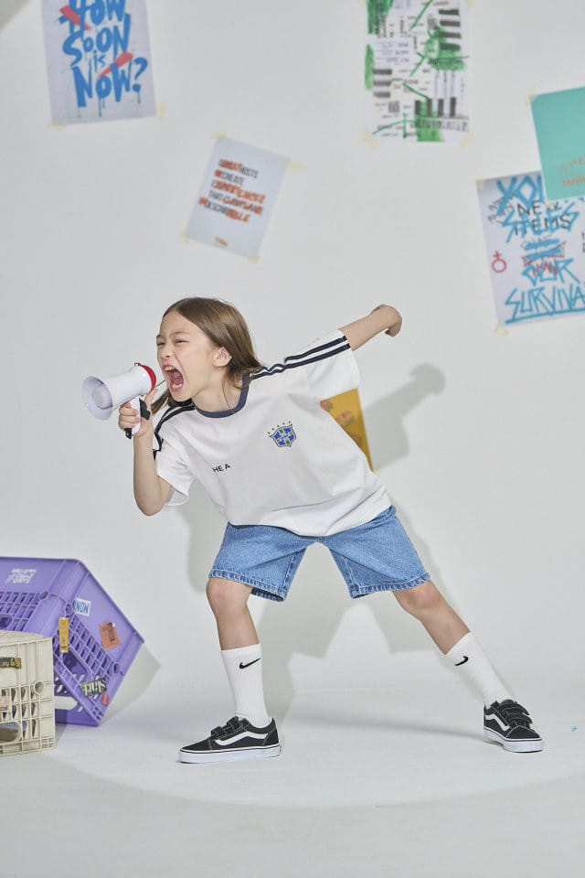 a-Market - Korean Children Fashion - #littlefashionista - Mark Tee - 2