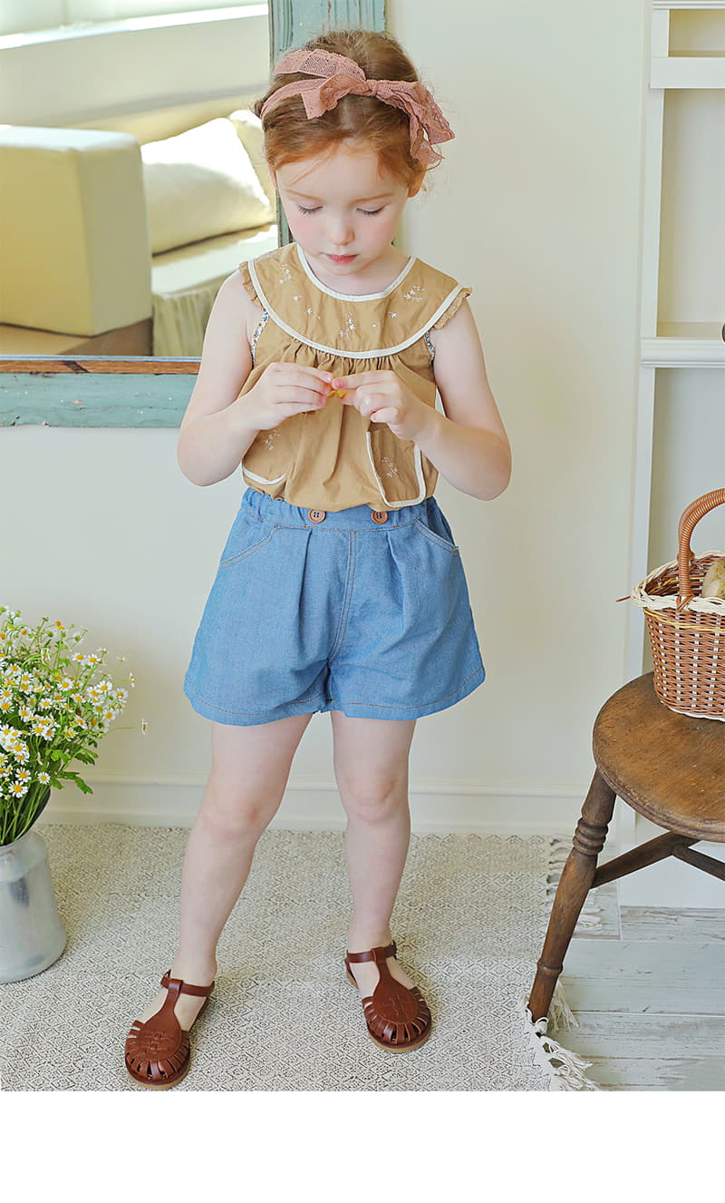 Amber - Korean Children Fashion - #childofig - Cool Denim Shorts