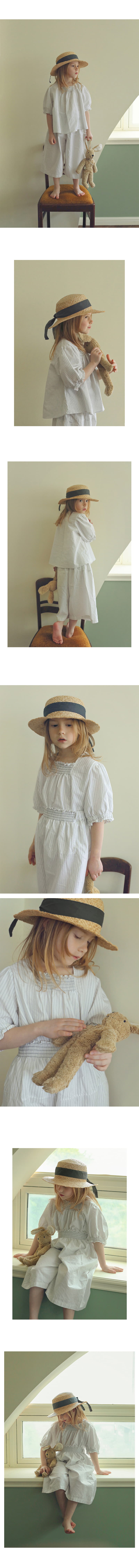 Bien A Bien - Korean Children Fashion - #prettylittlegirls - Sabia Smocking Blouse - 2