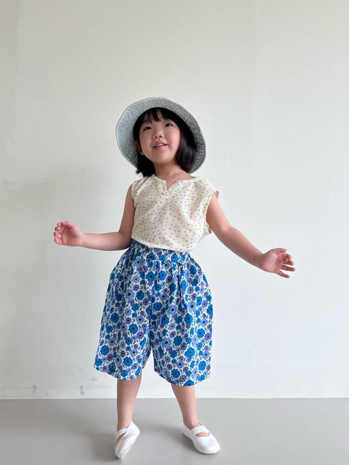 Bon Bon Butik - Korean Children Fashion - #prettylittlegirls - Dot Sleeveless - 2