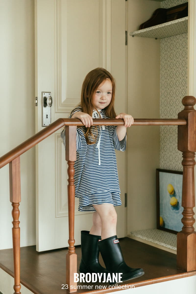 Brody Jane - Korean Children Fashion - #prettylittlegirls - Play Stripes Knit Shorts - 6