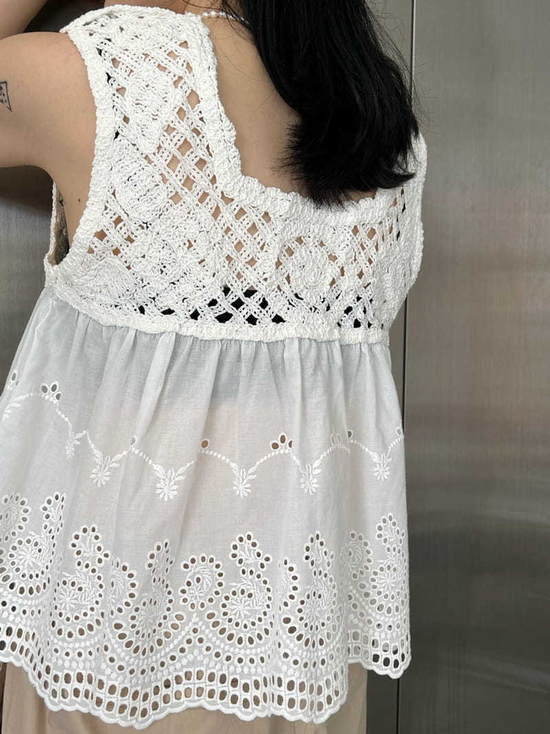 Buckle - Korean Women Fashion - #momslook - Cream Lace Sleeveless - 12