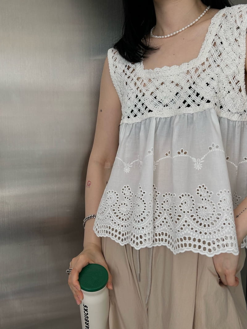 Buckle - Korean Women Fashion - #womensfashion - Cream Lace Sleeveless - 11