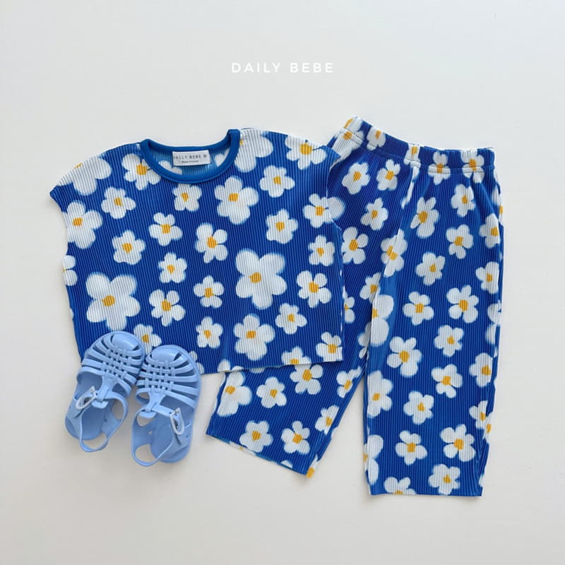 Daily Bebe - Korean Children Fashion - #childrensboutique - Pattern Pleats Top Bottom Set