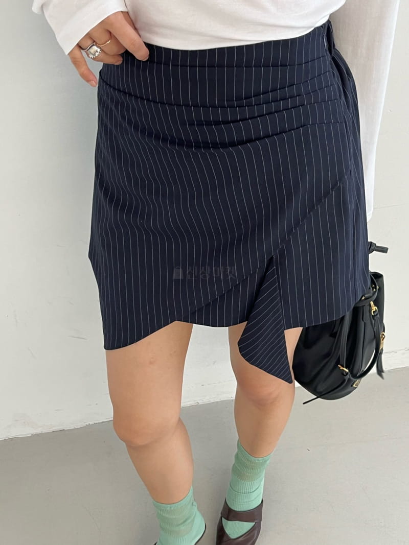 Flipar - Korean Women Fashion - #vintageinspired - Stripes Unbal Skirt - 9