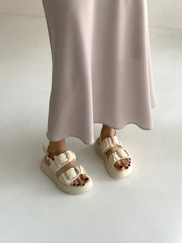 Golden Shoe - Korean Women Fashion - #momslook - p5188 Sandals - 2