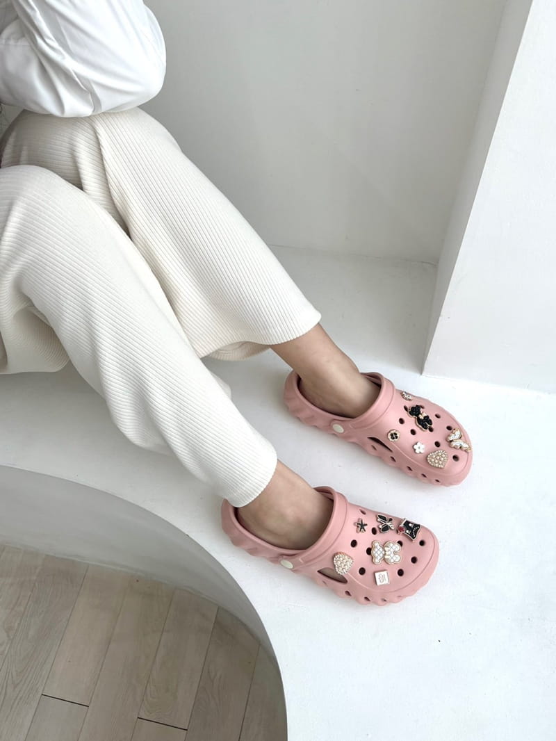 Golden Shoe - Korean Women Fashion - #thelittlethings - jm2307  Sandals with Jibbitz  - 4