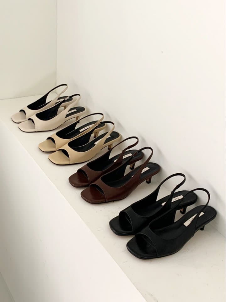 Golden Shoe - Korean Women Fashion - #pursuepretty - th2732 Sandals - 2