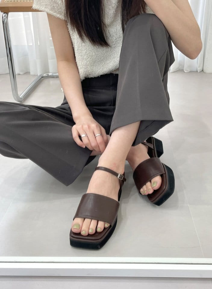 Golden Shoe - Korean Women Fashion - #shopsmall - ka5424 Sandals - 3