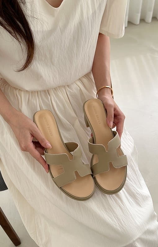 Golden Shoe - Korean Women Fashion - #womensfashion - min5802 Slippers - 2
