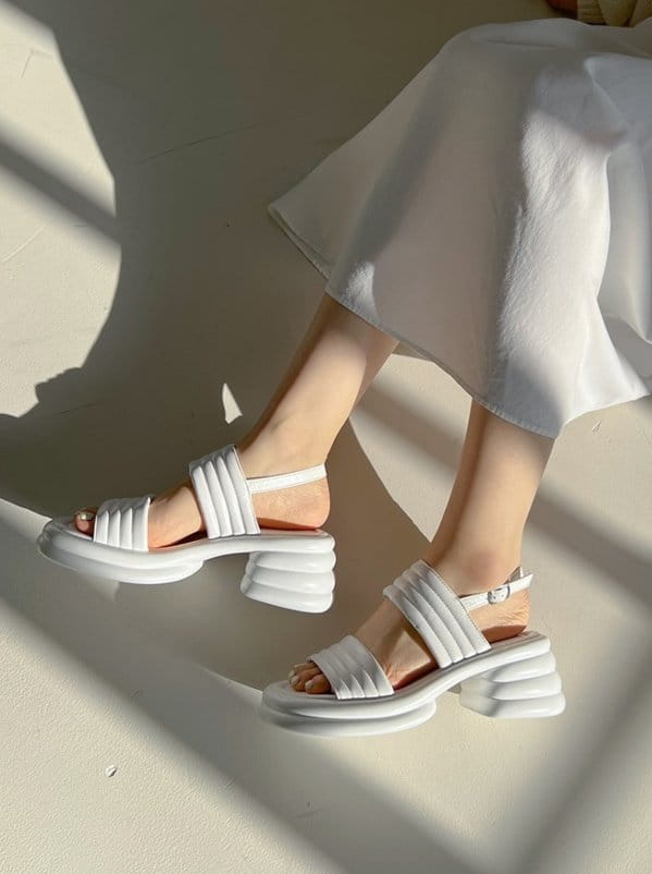 Golden Shoe - Korean Women Fashion - #womensfashion - ka5421 Sandals - 3