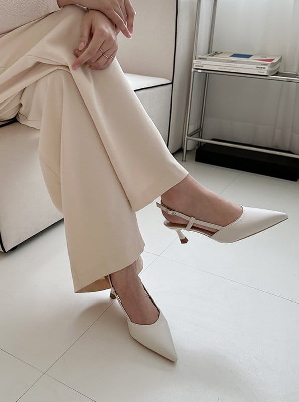 Golden Shoe - Korean Women Fashion - #womensfashion - min6028 Sandals - 2