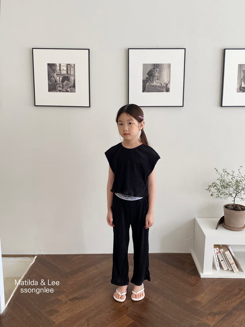 Matilda & Lee - Korean Children Fashion - #kidsstore - Love Wrinkle Top Bottom Set - 12