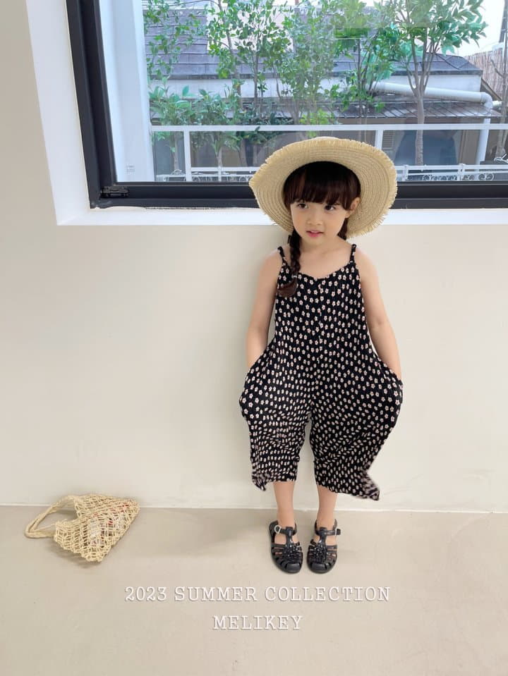 Melikey - Korean Children Fashion - #toddlerclothing - Pleats Jumpsuit - 11