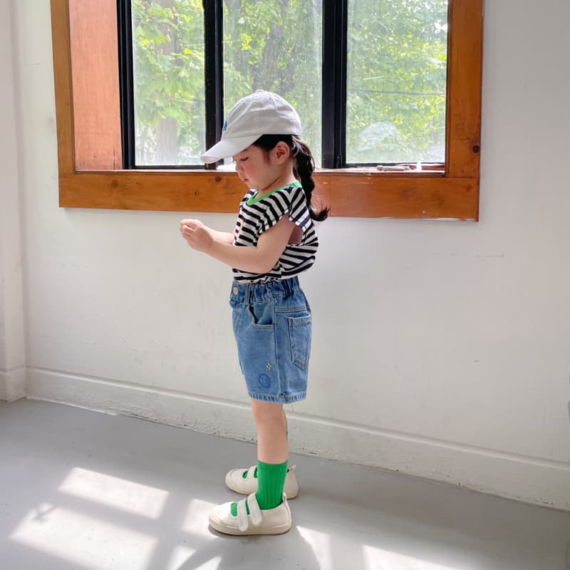 Momo Ann - Korean Children Fashion - #littlefashionista - Smile Jeans Shorts