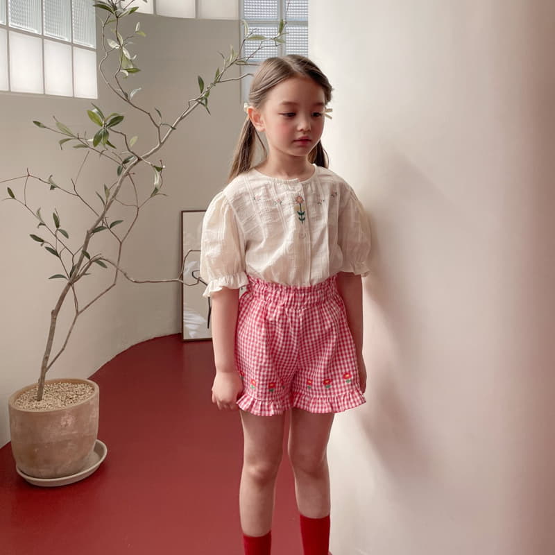 Momo Ann - Korean Children Fashion - #stylishchildhood - Flower Check Shorts - 5