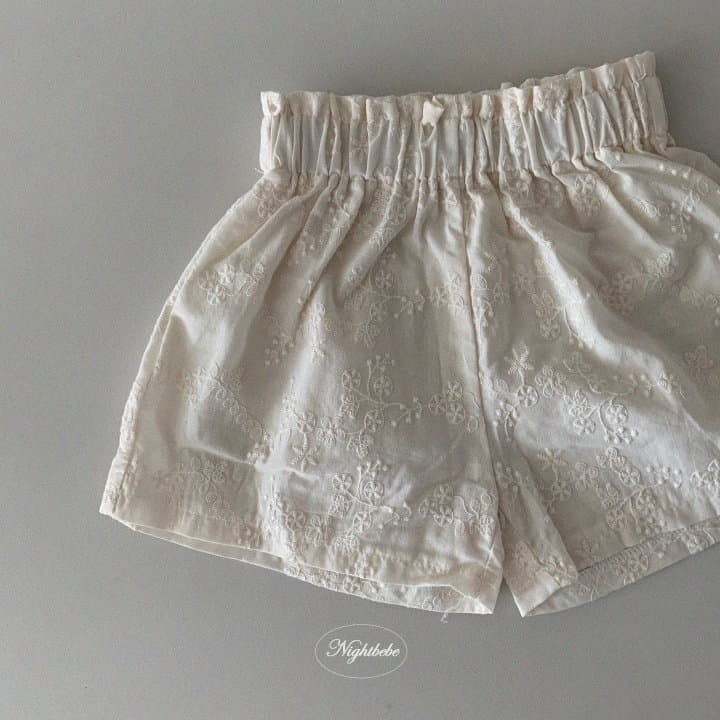 Night Bebe - Korean Baby Fashion - #babyfashion - Flower Embroidery Shorts - 11