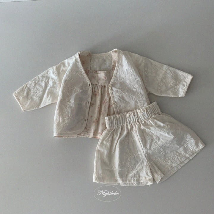 Night Bebe - Korean Baby Fashion - #babyootd - Flower Embroidery Shorts