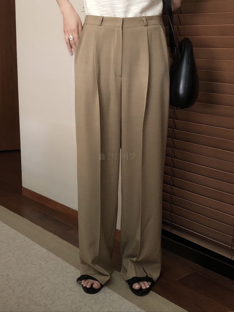Overclassic - Korean Women Fashion - #momslook - Classic Half Pants - 12