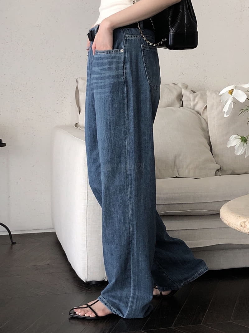 Overclassic - Korean Women Fashion - #momslook - Summer Jeans - 4
