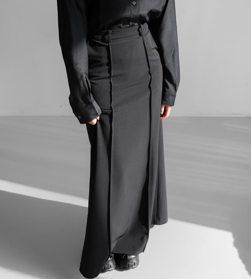 Paper Moon - Korean Women Fashion - #momslook - Pin Tuck Detail Maxi Flared Skirt - 5