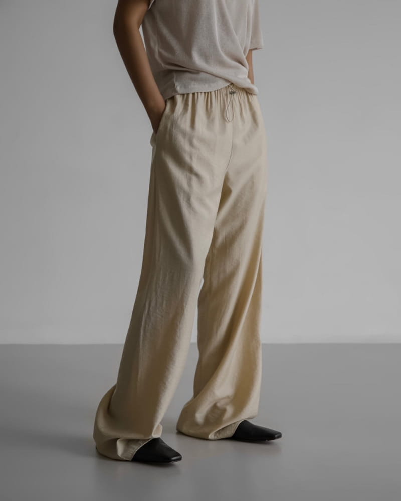 Paper Moon - Korean Women Fashion - #momslook - Banded Cozy Wide Trousers - 12