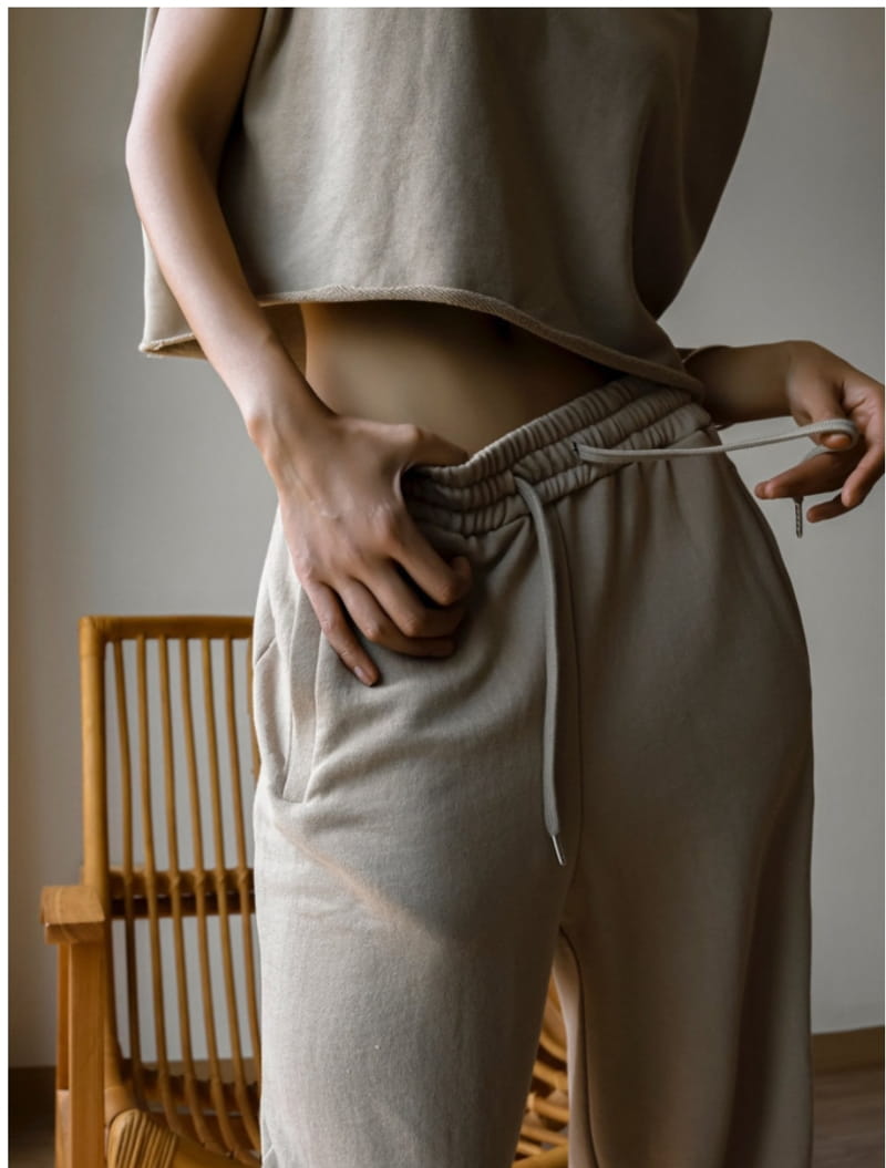 Paper Moon - Korean Women Fashion - #momslook - Cutted Detail Wide Sweat Trousers - 3