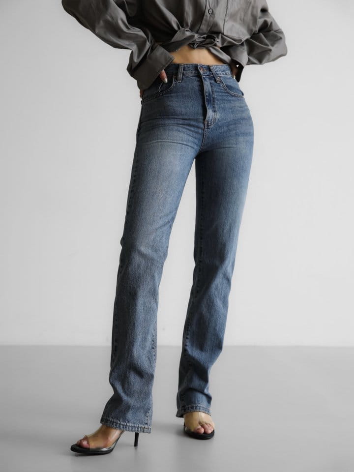 Paper Moon - Korean Women Fashion - #momslook - Cone Straight Slim Fit Blue Jeans​ - 8