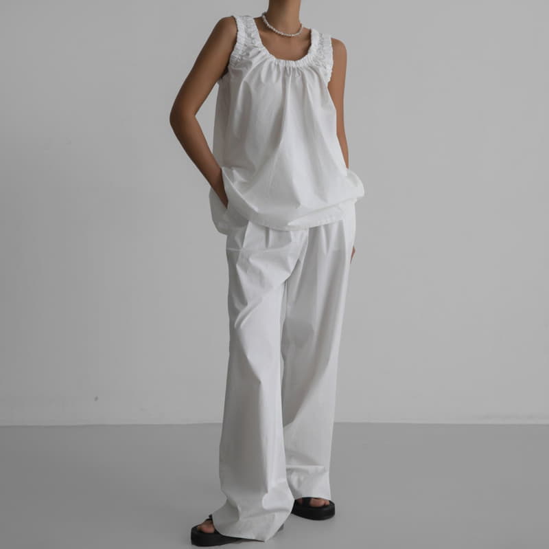 Paper Moon - Korean Women Fashion - #womensfashion - Banded Shirring Sleeveless Blouse