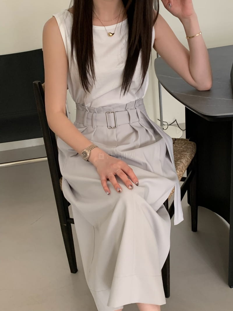 Proper - Korean Women Fashion - #momslook - Brin Two Way Sleeveless - 9