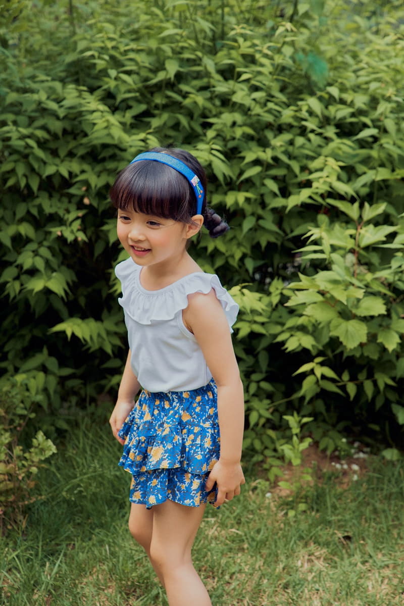 Rica - Korean Children Fashion - #childofig - Flower Skirt Shorts - 2