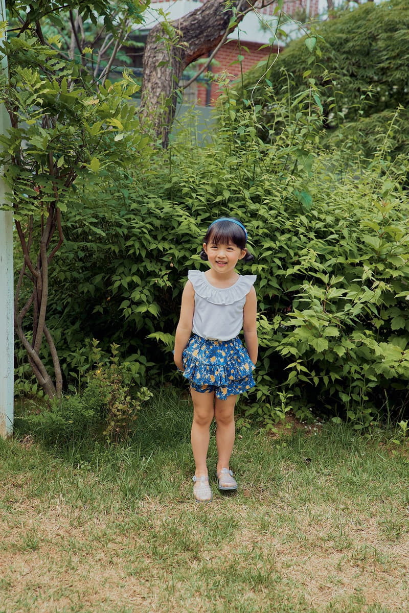 Rica - Korean Children Fashion - #childofig - Flower Skirt Shorts - 3