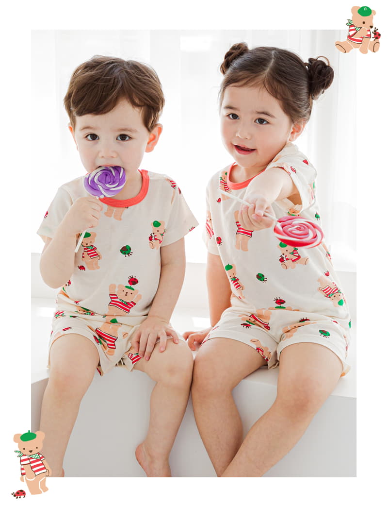 Ttasom - Korean Children Fashion - #designkidswear - Picnic Bear Short Air Silver Easywear - 3