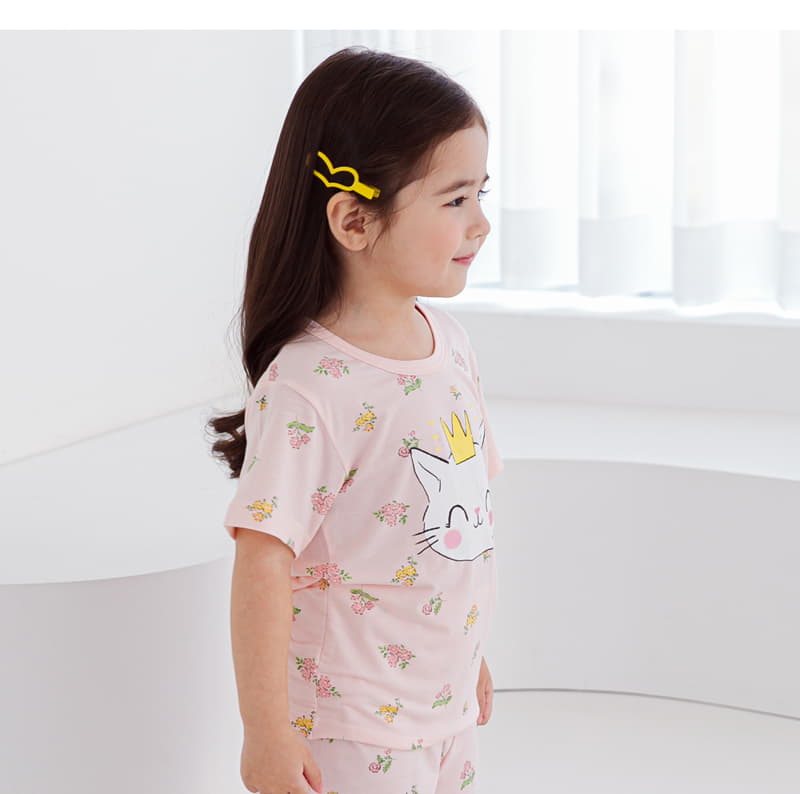 Ttasom - Korean Children Fashion - #kidsshorts - Crown Cat Short Modal Easywear - 5