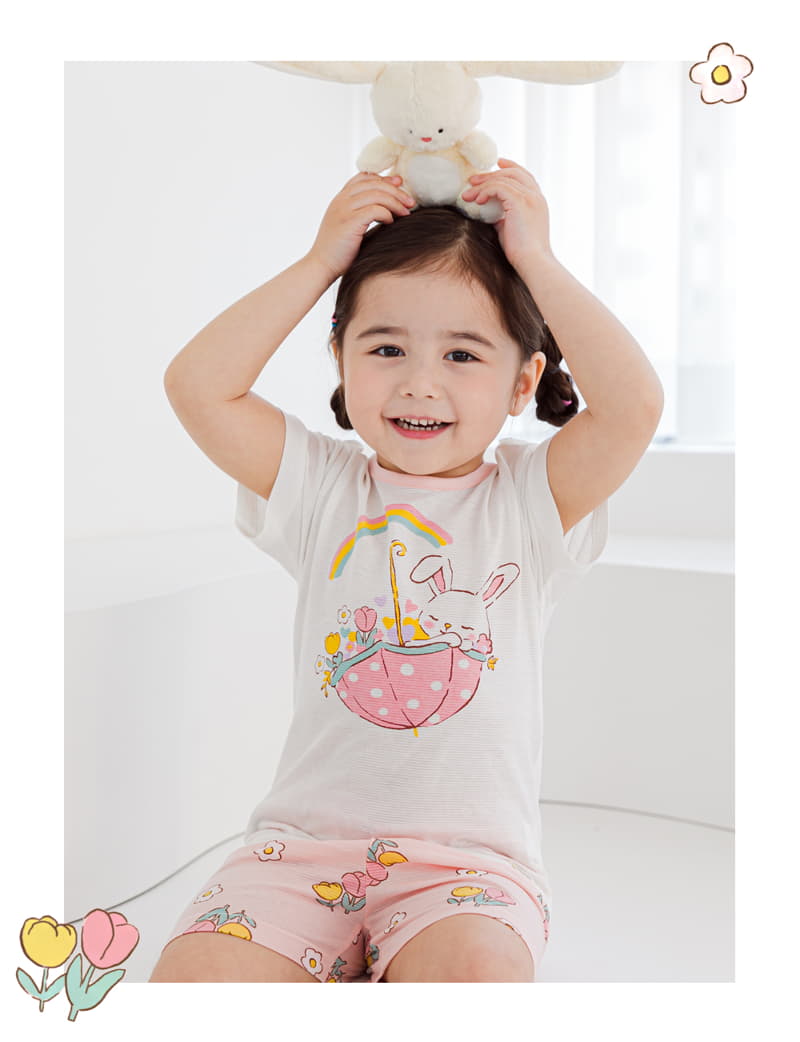 Ttasom - Korean Children Fashion - #kidsstore - Umbrella Rabbit Short Jacquard Easywear - 3