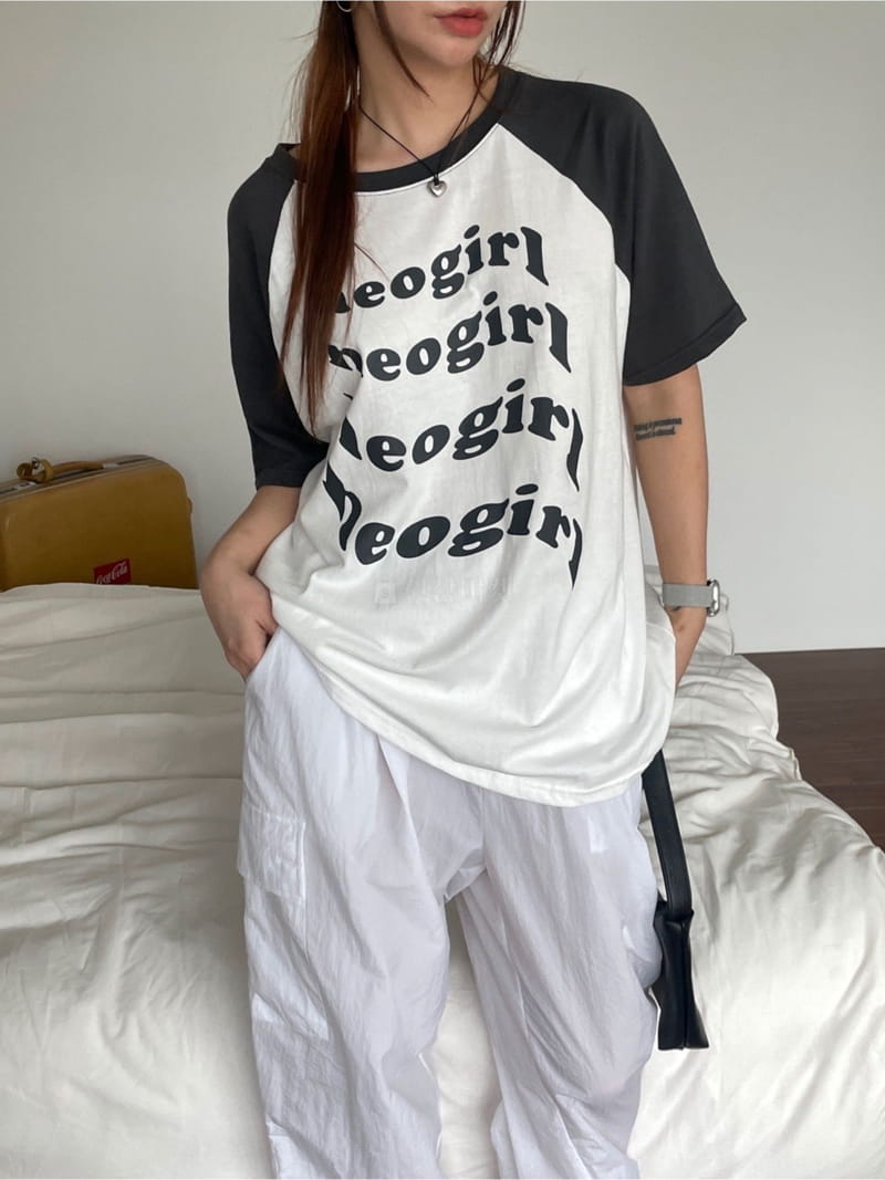 08 Room - Korean Women Fashion - #momslook - Neo Raglan Tee - 9