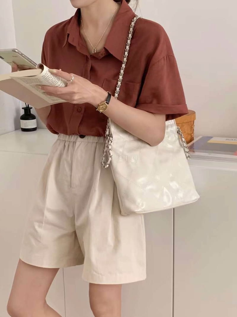 A In - Korean Women Fashion - #momslook - Lanez Quilitng Chain Bag - 2