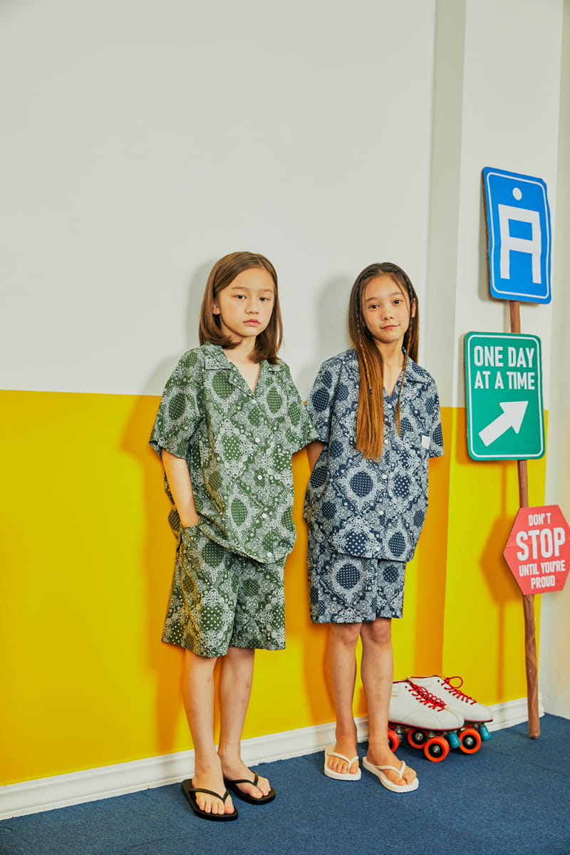 A-Market - Korean Children Fashion - #childrensboutique - Pasiely Shirt Set