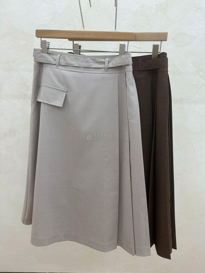 Anne Margaret - Korean Women Fashion - #vintageinspired - Belt Wrinkle Skirt - 5