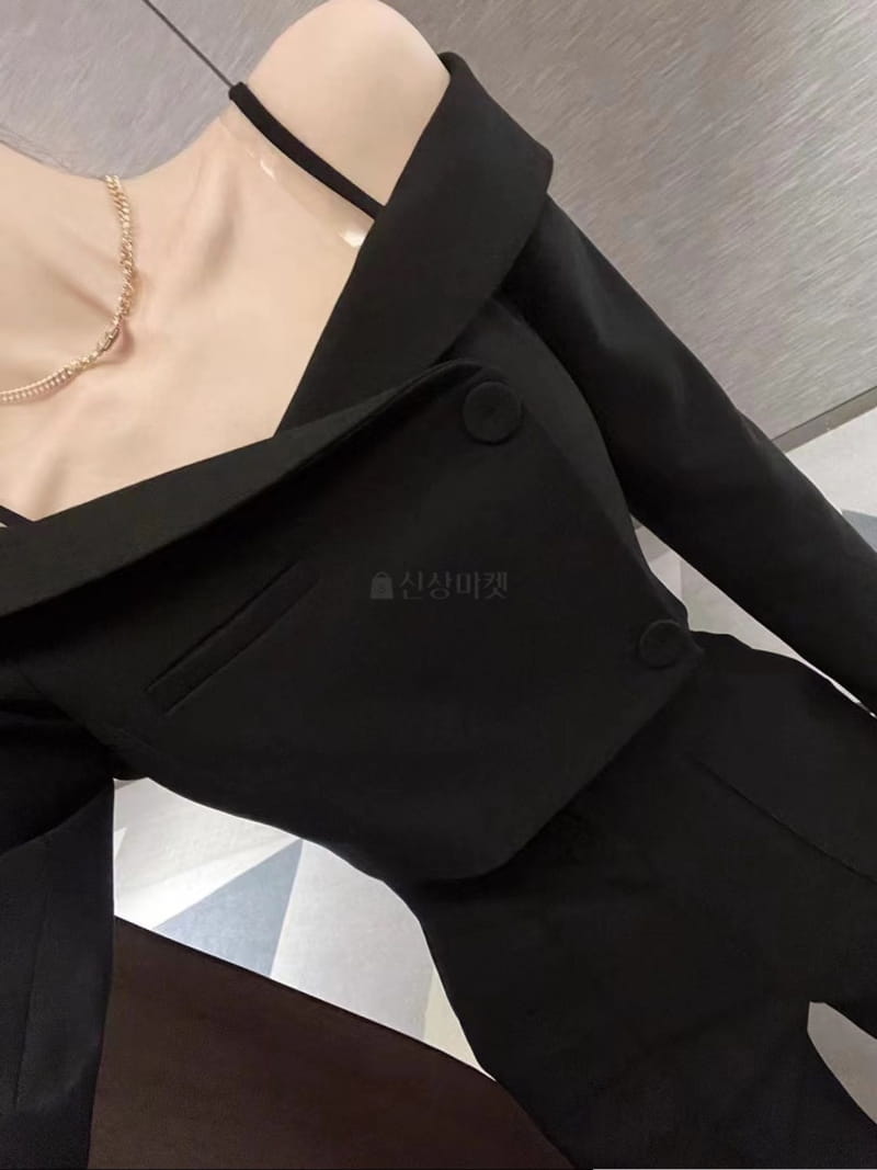 Bes - Korean Women Fashion - #momslook - Open Shoulder Jacket