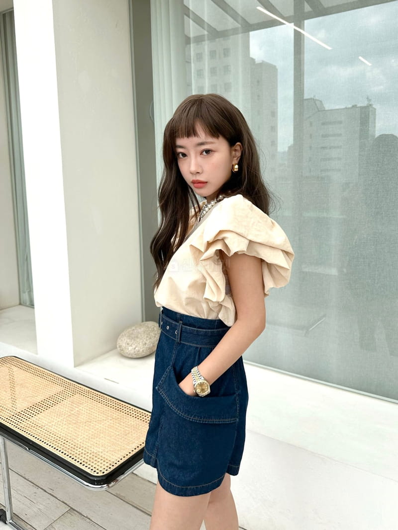 Bwithu - Korean Women Fashion - #momslook - Sleeveless Blouse - 6