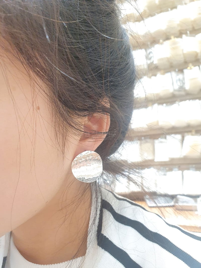 Cabinet - Korean Women Fashion - #momslook - Silver (Silver) Big Circle Earring - 2