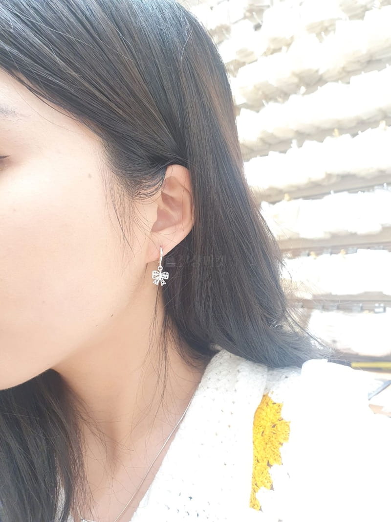 Cabinet - Korean Women Fashion - #pursuepretty - Silver (Silver) Ribbon Earring - 2
