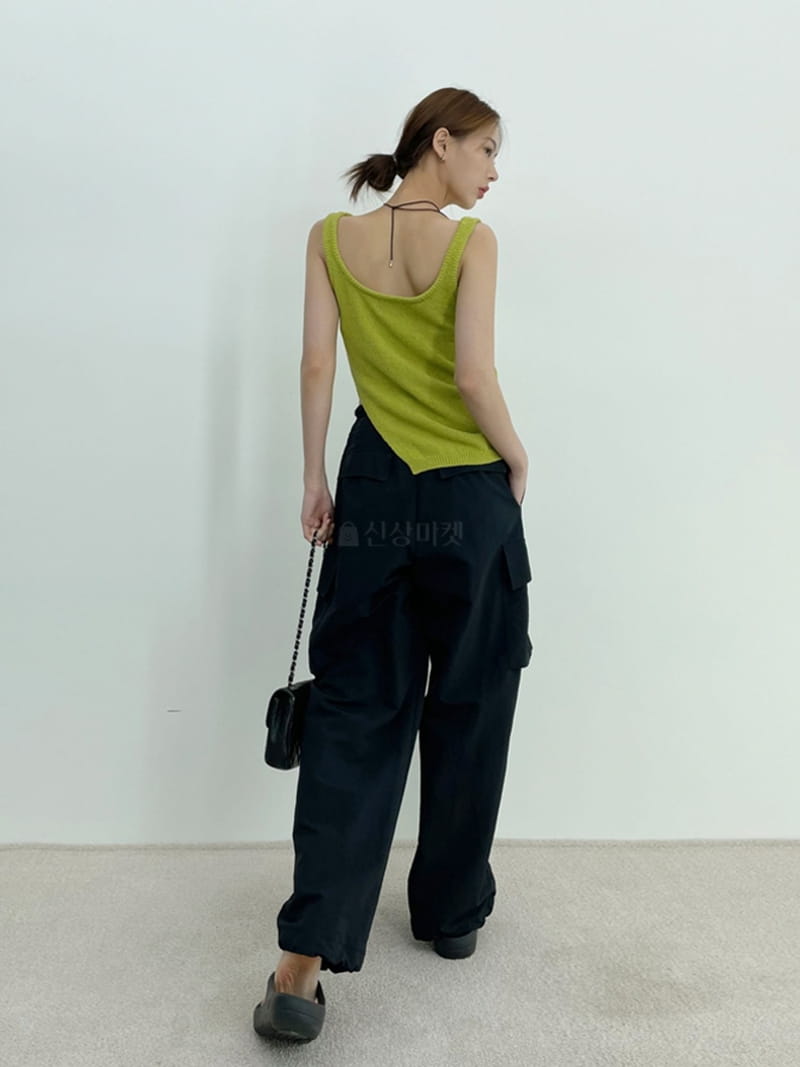 D2 - Korean Women Fashion - #womensfashion - Slit Knit Sleeveless - 4