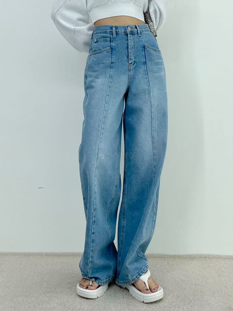 D2 - Korean Women Fashion - #romanticstyle - Pocket Slit Jeans