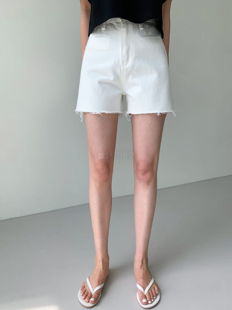 Darimijean - Korean Women Fashion - #momslook - D762 Jeans Shorts - 2
