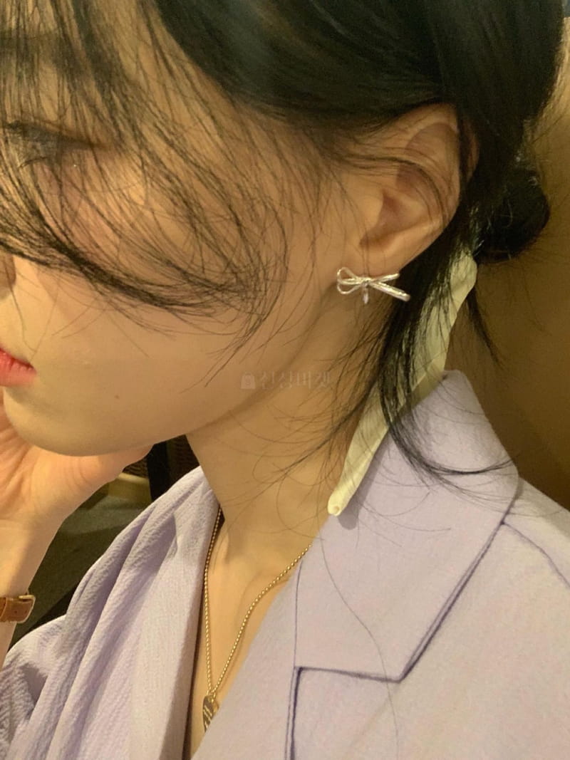 Giggle - Korean Women Fashion - #momslook - Butterfly Ribbon Earring - 4
