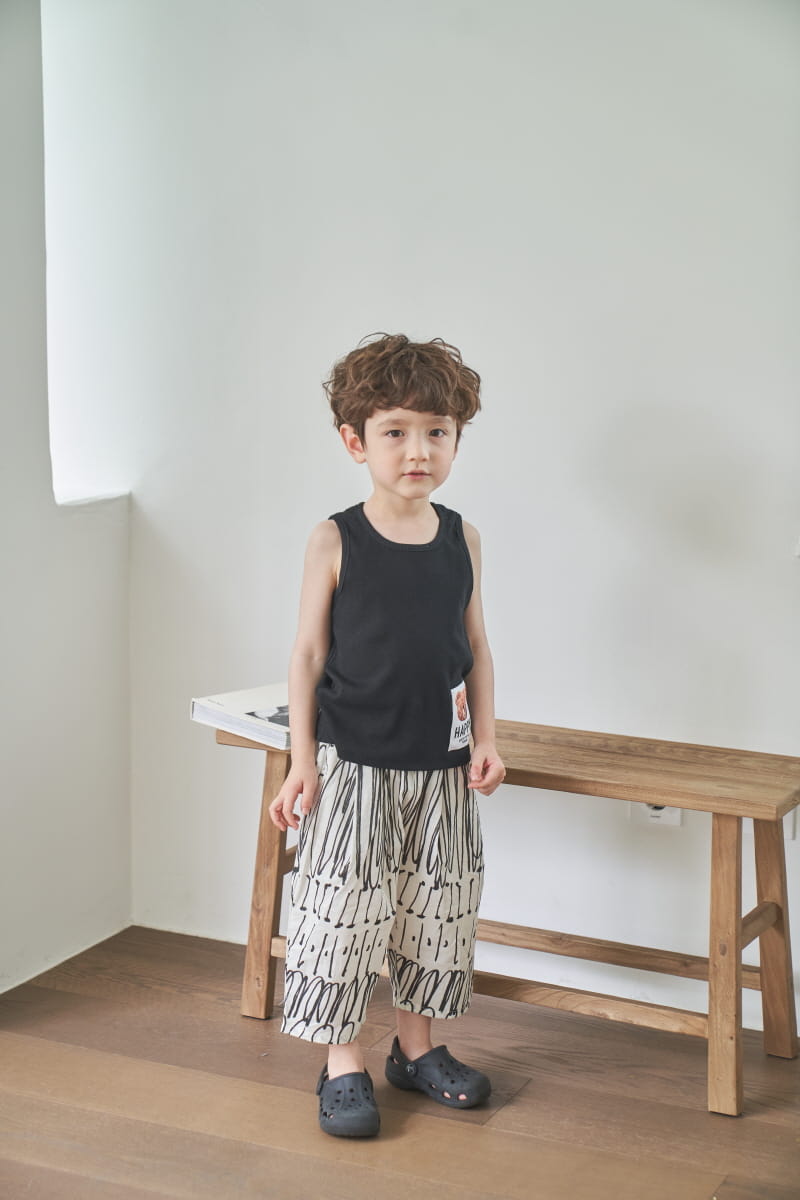 Green Tomato - Korean Children Fashion - #childofig - Rib Patch Sleeveless Tee - 2