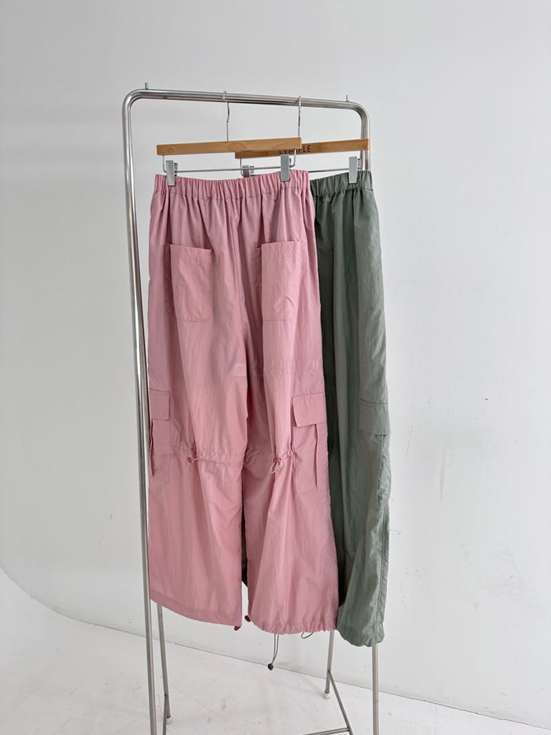 Lumiple - Korean Women Fashion - #momslook - Floral Pants - 6